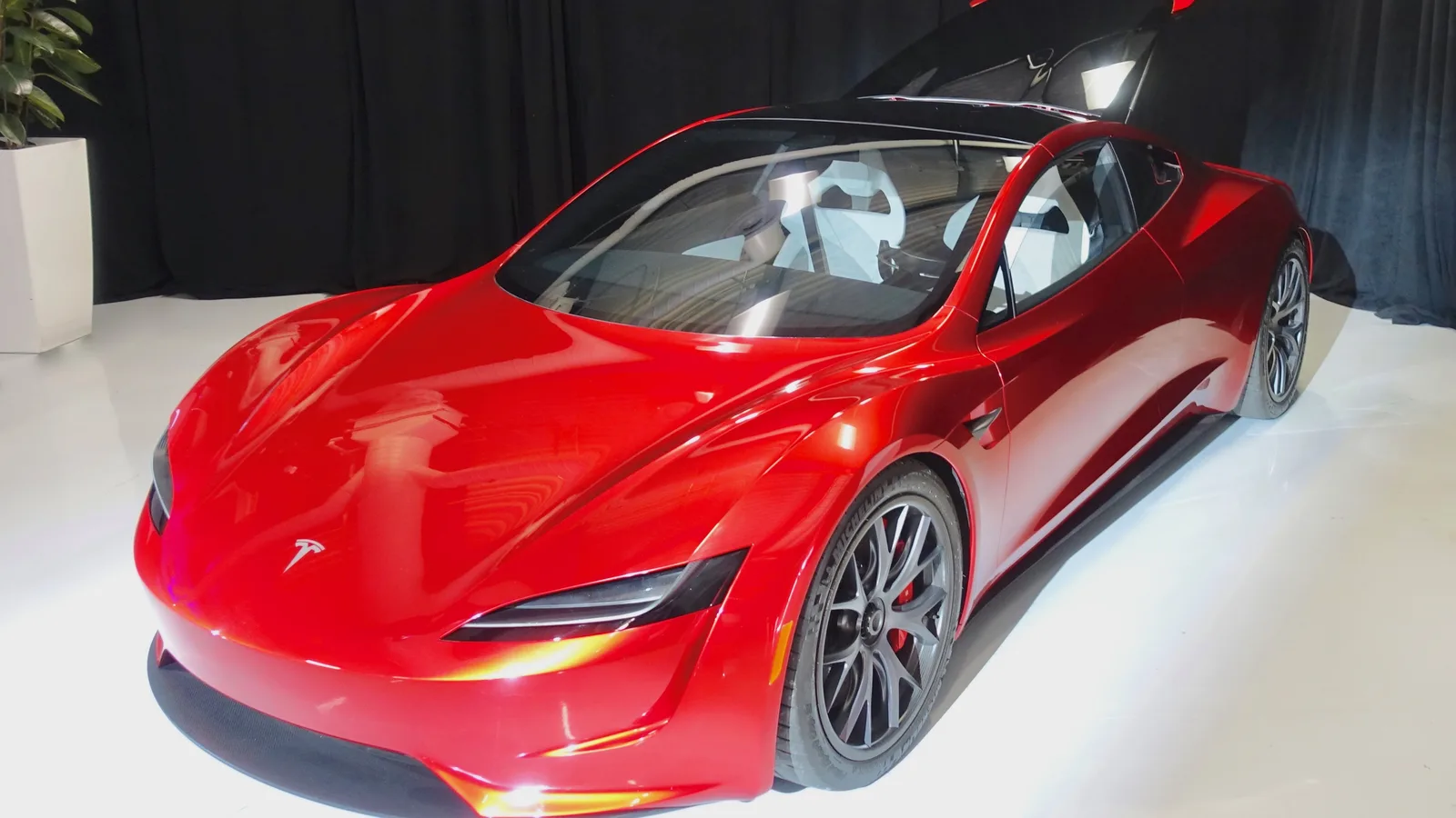 Tesla's Roadster Demo Slipped Again. The New Date Is Oct. 15.